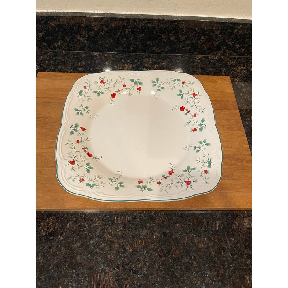 Pfaltzgraff winterberry large serving tray.